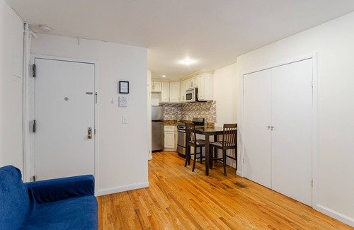 Midtown South Apartment | 4FE Chelsea Studio Exclusively Yours