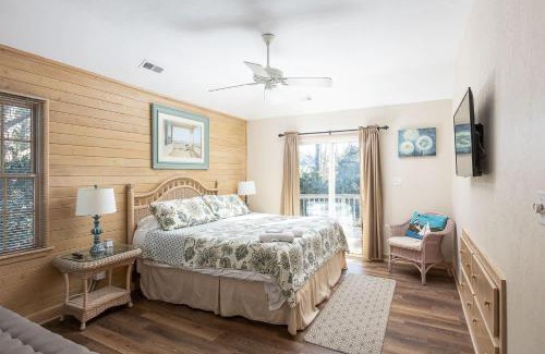 Corolla Light House | 4min Walk to Beach with Resort Pool Gym Hot Tub