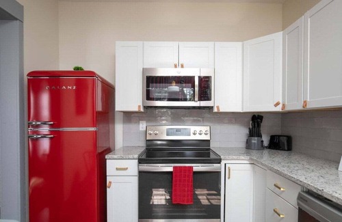 Crestline Heights House | 4th Ave East Lake Stunner