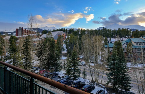 Peak 9 Condo | 4th Floor, Spectacular Views, Ski-in/Ski-out, Newly Remodeled, Walk to Town