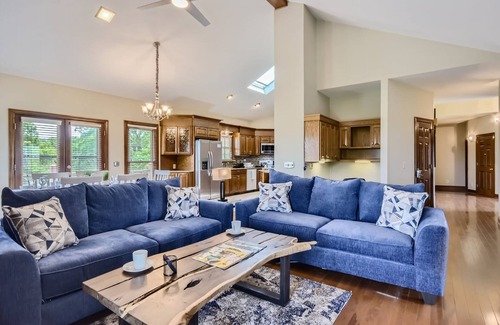Franklin House | 5 Acre 2500 Sqft Country House Near Nashville F2