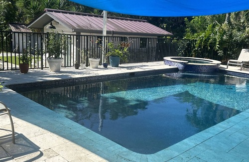 Naples House | 5 acre Family Resort in Center of Naples with heated pool