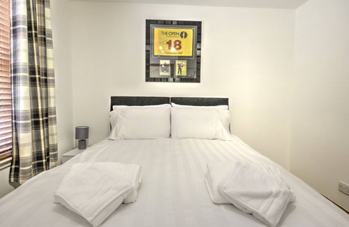 Dornoch Apartment | 5 Argyle Place, Dornoch