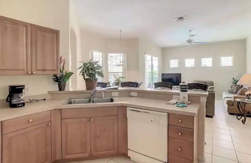 Tuscan Hills House | 5 Bed, 4.5 Bath & Private Pool Family-Friendly Disney Get Away