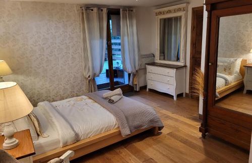 Isigny-le-Buat House | 5 Bed House - Sleeps 10 - Pets - Pool - HotTub