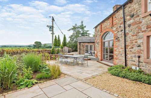 Penrith House | 5 Bed in Eden Valley SZ111