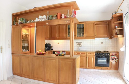 Kato Diminio House | 5 bedroom accommodation in Xilokastro
