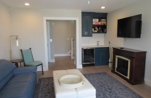 Beach Haven House | 5 bedroom accommodation in Surf City
