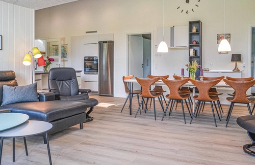 Ho House | 5 bedroom amazing home in Blåvand