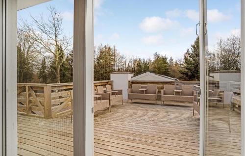 Herning House | 5 Bedroom Amazing Home In Herning
