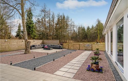 Herning House | 5 Bedroom Amazing Home In Herning