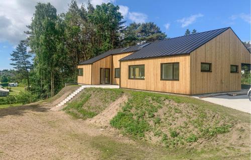Ebeltoft House | 5 Bedroom Awesome Home In Ebeltoft