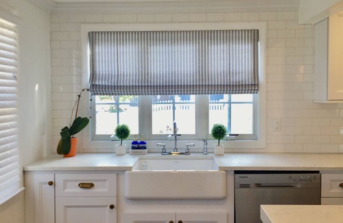 Mantoloking House | 5 Bedroom Beach Retreat w. Pool & Chef’s Kitchen - Steps from Private Beach