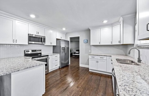 Northwest Dallas House | 5 Bedroom beauty in the heart of Dallas