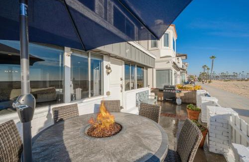 Balboa Peninsula House | 5 Bedroom Duplex on the Boardwalk next to Balboa Pier