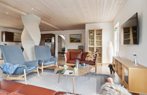 Nørre Hurup House | 5 bedroom nice home in Hadsund