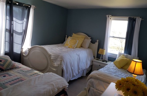 Olney House | 5 bedroom OLNEY MD entire house Close to Wash.DC