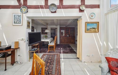 Laubegast House | 5 Bedroom Pet Friendly Home In Dresden