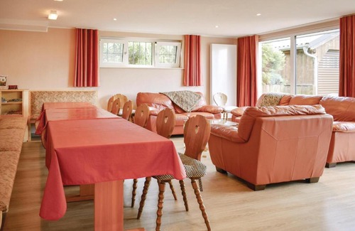 Buellingen Apartment | 5 Bedroom Stunning Apartment In Büllingen