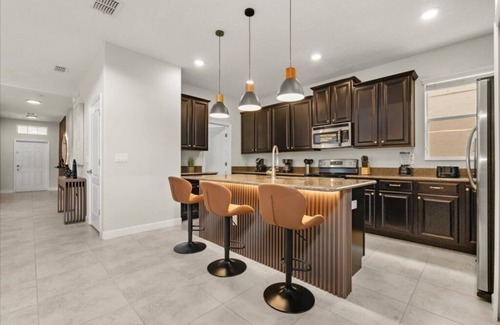 West Kissimmee House | 5 Bedrooms/5 Bathrooms/Paradise (2924BP)