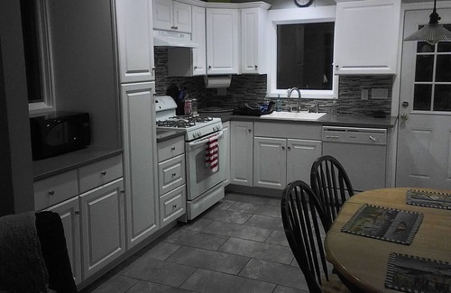 Ortley Beach House | 5 Bedrooms Private Vacation Home In Toms River