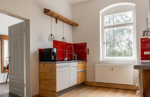 Mugeln Condo | 5 bedrooms with murals from 1890