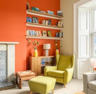 Newington Apartment | 5-BR 3-BTH Newington Apartment - Modern & Spacious