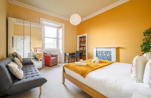 Newington Apartment | 5-BR 3-BTH Newington Apartment - Modern & Spacious