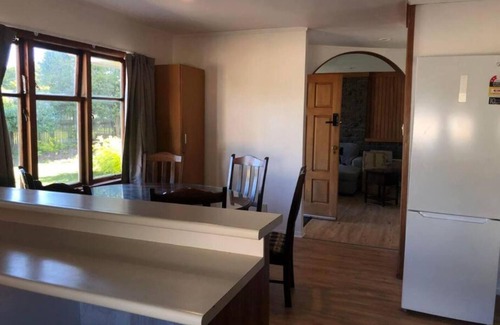 Hamilton House | 5 BR near Uni & Hamilton Gardens - Sleeps 10+