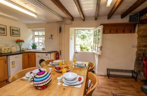 Grosmont House | 5 Hollins Cottages