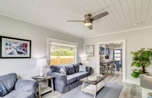 New Warrington House | 5 Mi to Dtwn Bright Home with Yard in Pensacola!