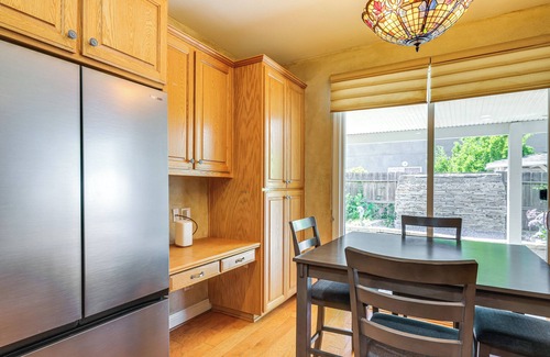 Modesto House | 5 Mi to Dtwn Modesto: Family Home w/Patio!