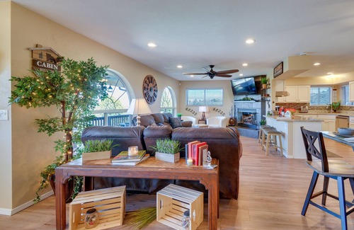 Yavapai Hills Cabin | 5 Mi to Dtwn Prescott: Home w/Deck & Mtn Views