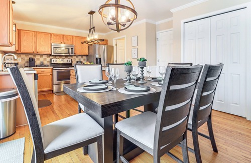 Whittaker House | 5 Mi to EMU: Home w/Seasonal Pool Access