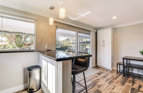 Walsingham House | 5 Mi to Indian Rocks Beach: Home w/Kayak!
