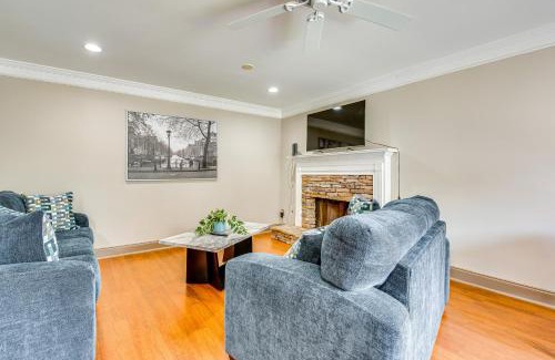 Acworth House | 5 Mi to Lake Acworth Georgia Gem with Private Patio