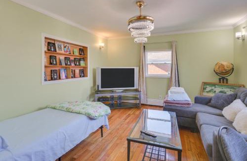 Medford House | 5 Mi to TD Garden Quiet Medford Getaway!