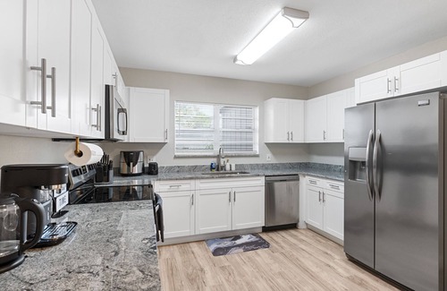 East Tampa House | 5 Miles From Downtown Tampa - 2 bedroom 2 bath
