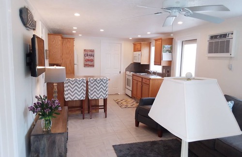 Naples Park House | 5 min to Beaches, Available March 2026 28 nt min. Beach Pass Incl!nnn