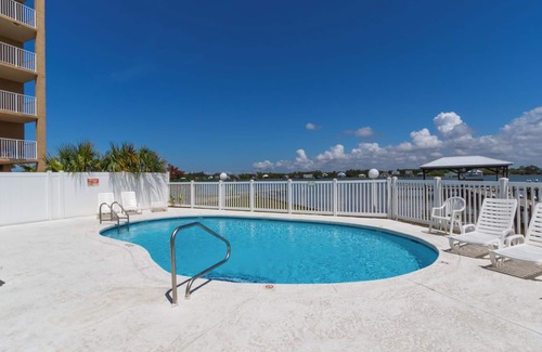 Gulf Shores House | 5 min Walk 2 Beach|Pool|Dogs|Fishing Pier