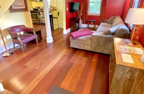 Kenilworth Cottage | 5 Mins to Biltmore & Downtown