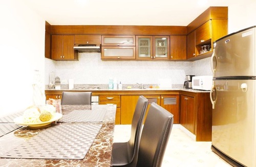 Thung Maha Mek Apartment | 5 Mins to BTS, SPACIOUS, 2 BR, 140 Sqm.