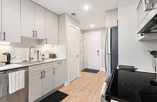 Northern Liberties Apartment | 5 mins to OldTown|Queen Bed|W+D|NorthernLibs|Cozy!