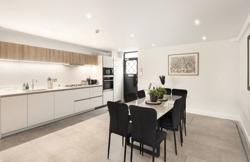 Marylebone House | 5 Mins Walk to Bond Street | Marylebone Mews