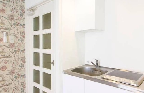 Hiroshima City Centre Apartment | 5 mins walk to the PeacePark & Up to 4 ppl
