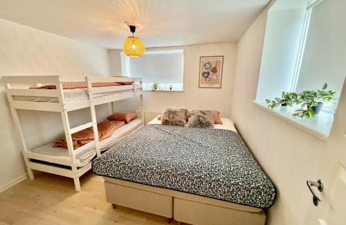 Billund House | 5 minute walk to LEGO House - 50m2 apartment with garden/A unit