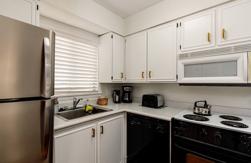 Pinehurst Condo | 5 minute walk to Pinehurst Resort - Perfect 2BR Condo for buddies golf trip