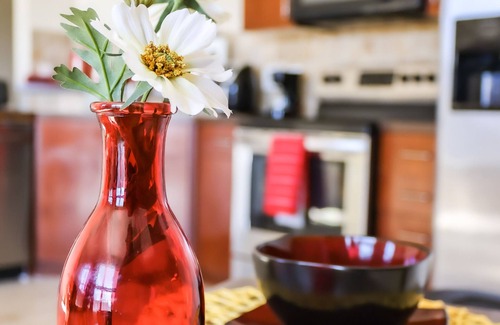 West End Condo | 5 minutes from Downtown Atlanta, cottage styled condo high rise!