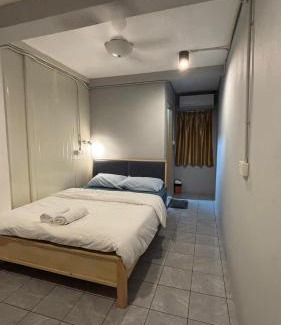 Penampang Hotel | 5 Minutes Lodge