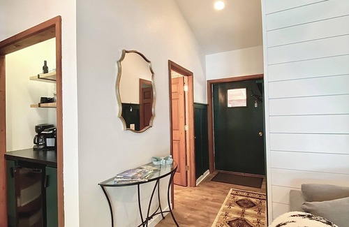 Arbor Vitae House | 5 Minutes to Minocqua! Family-size Lake Home with Pier